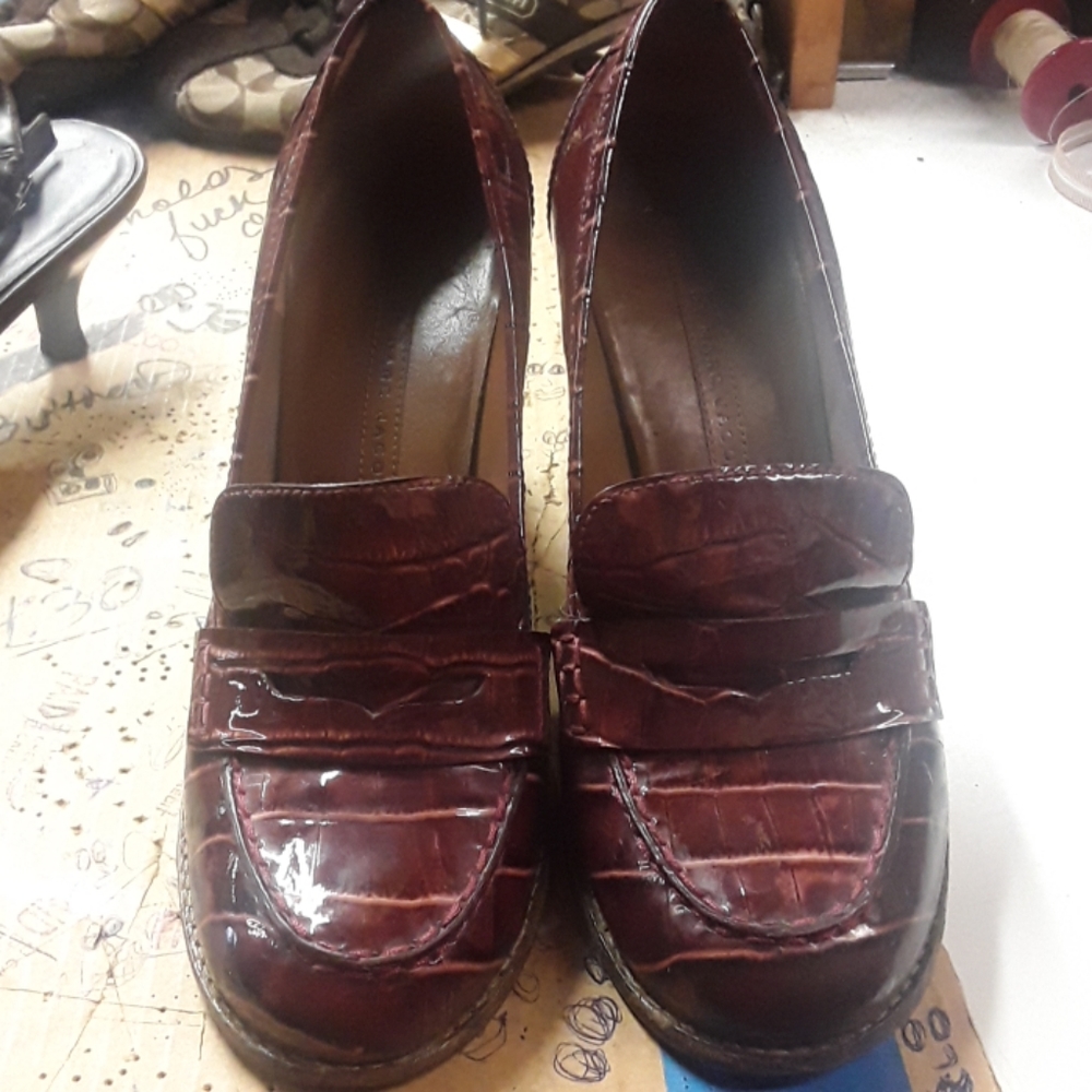 Marc by Marc Jacob's patent leather heels